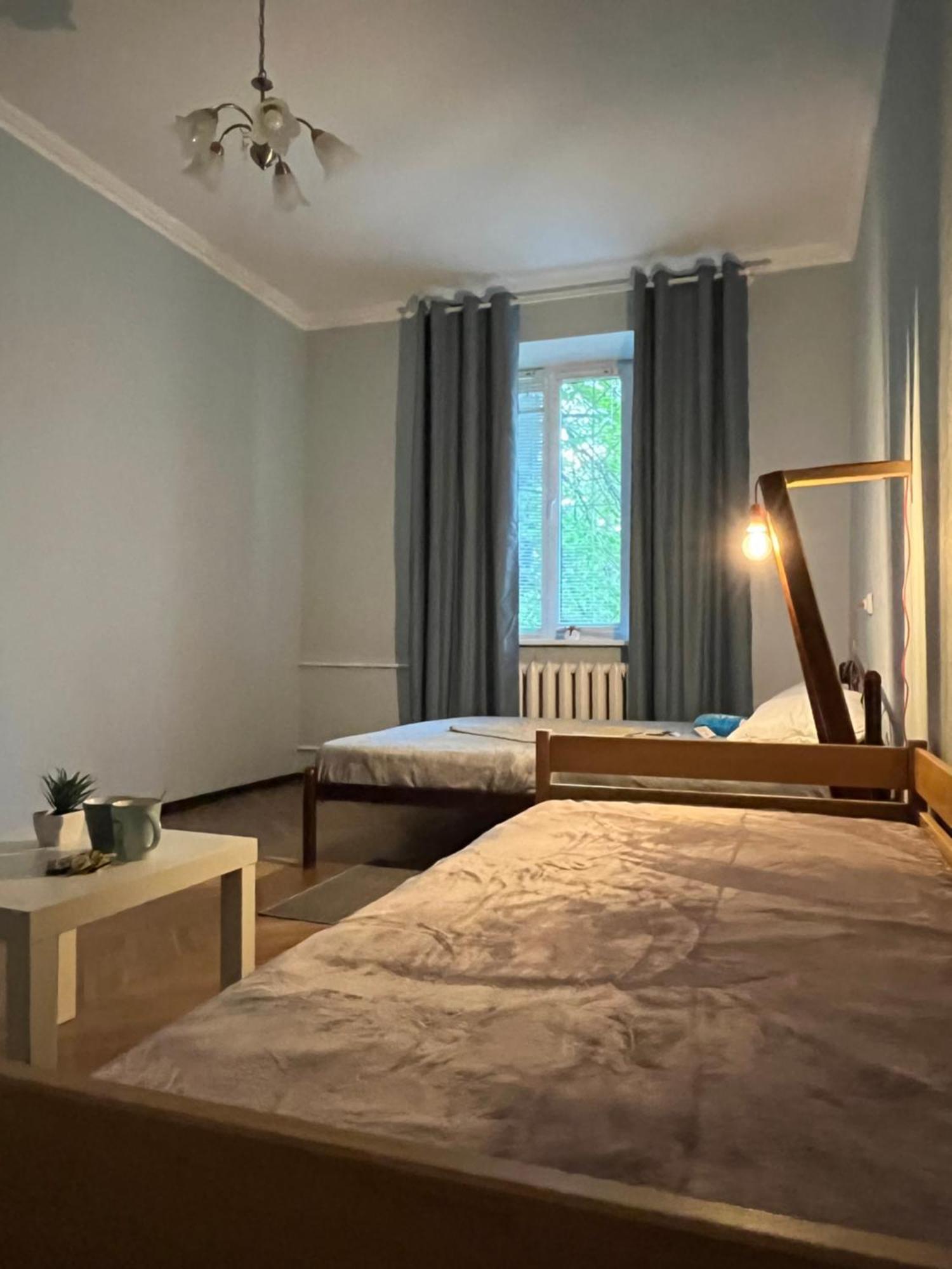 Ararat-Klovskaya Hostel-Apartments Kiev Buitenkant foto
