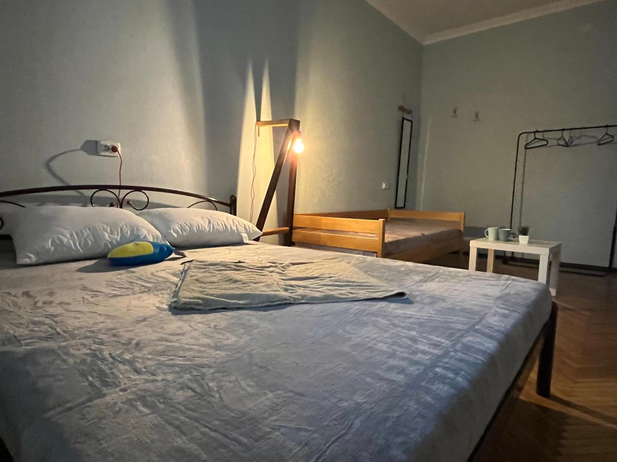 Ararat-Klovskaya Hostel-Apartments Kiev Buitenkant foto