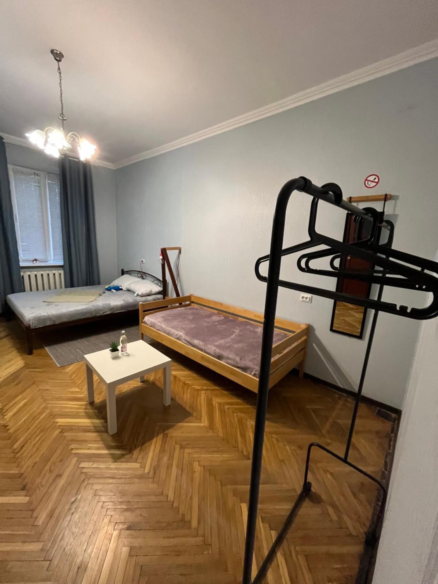 Ararat-Klovskaya Hostel-Apartments Kiev Buitenkant foto