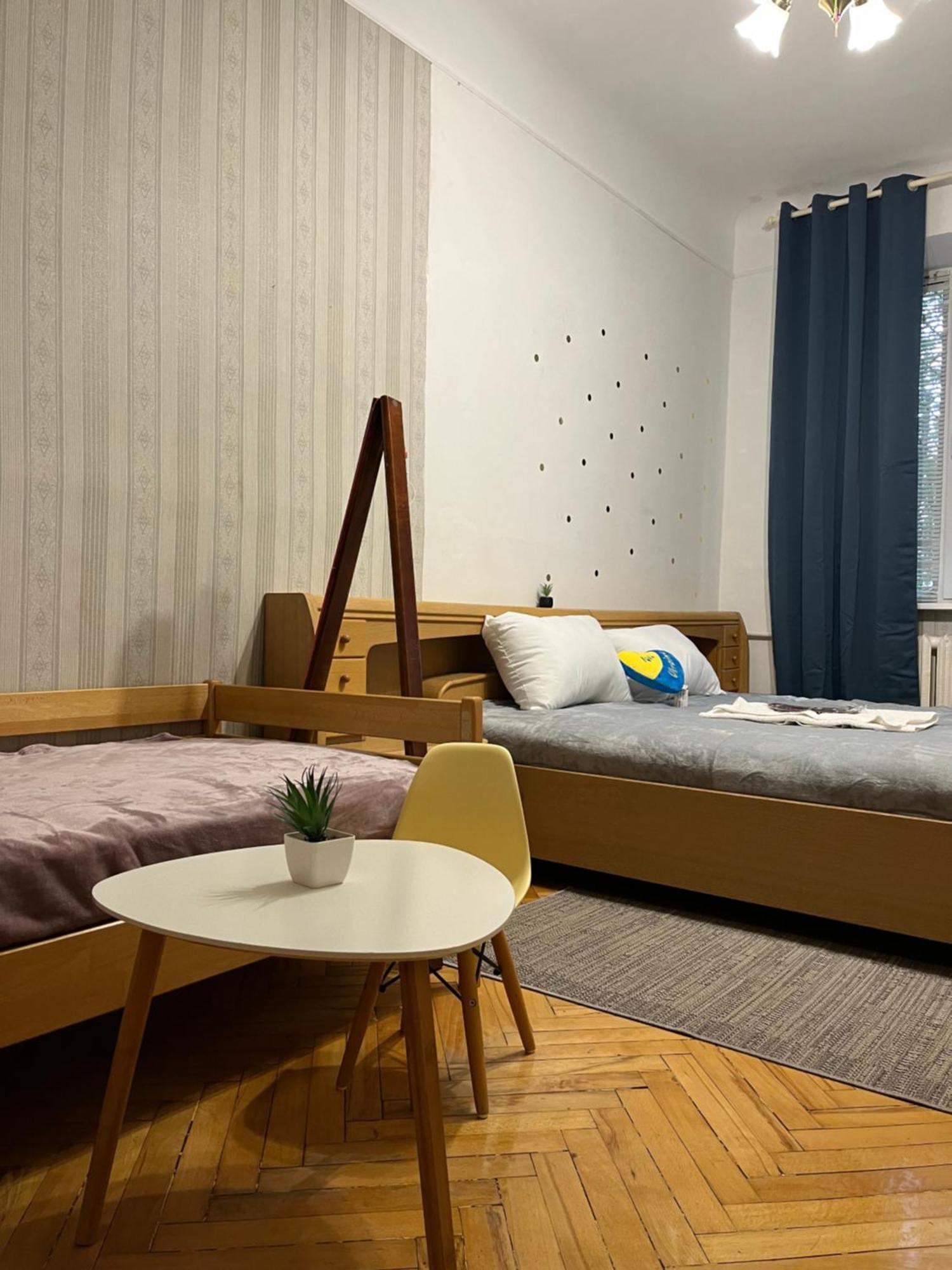 Ararat-Klovskaya Hostel-Apartments Kiev Buitenkant foto