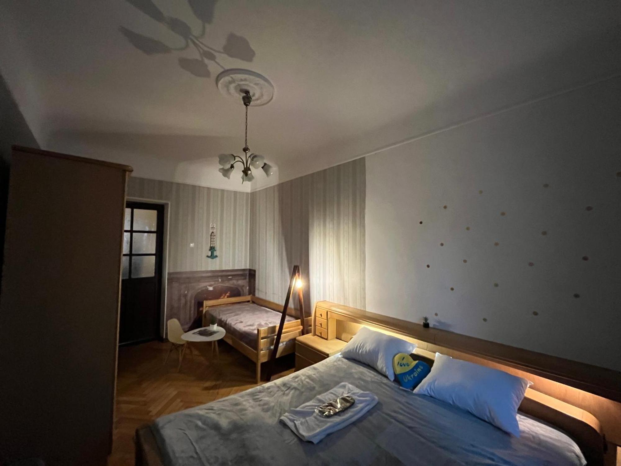 Ararat-Klovskaya Hostel-Apartments Kiev Buitenkant foto