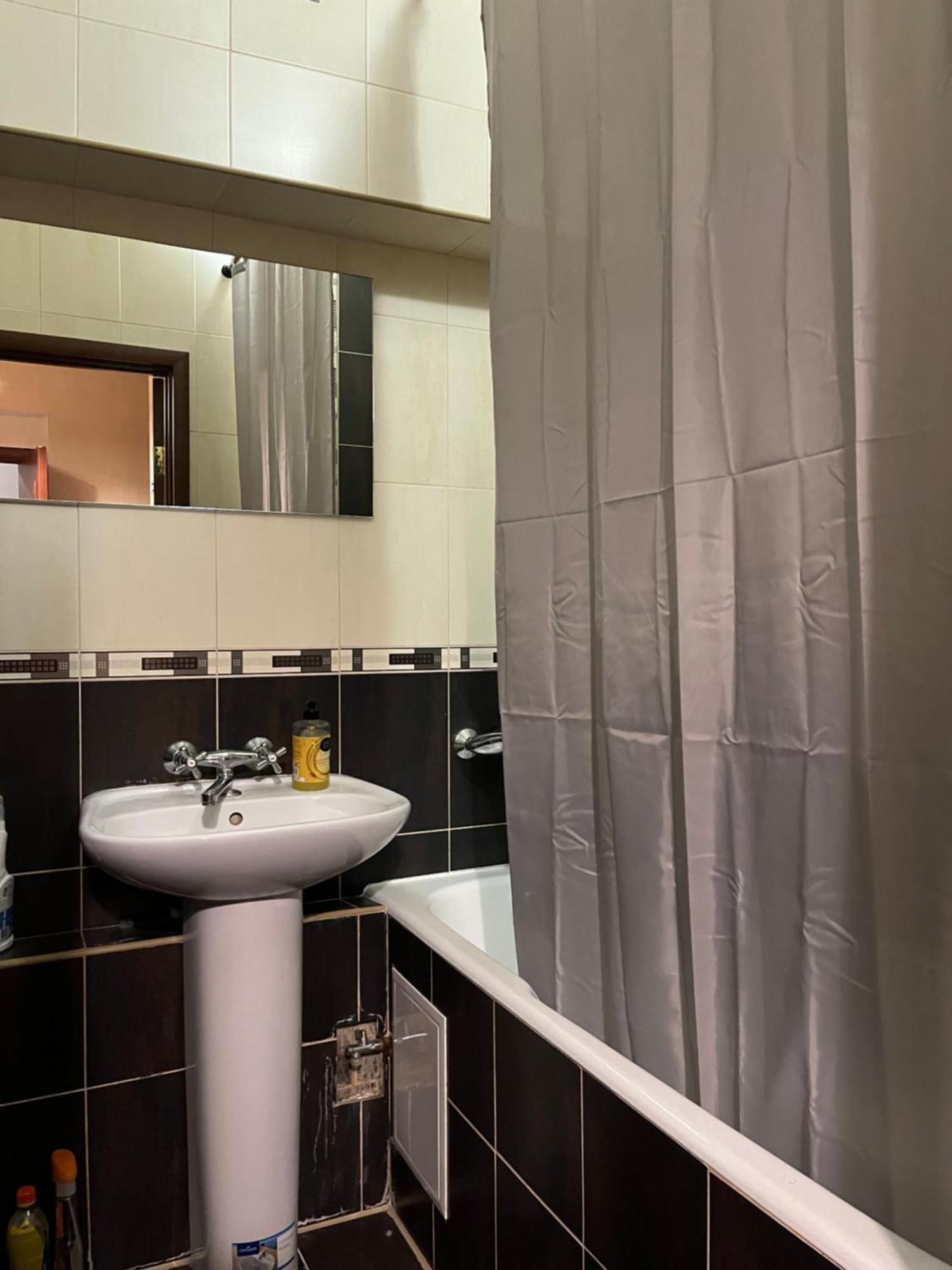 Ararat-Klovskaya Hostel-Apartments Kiev Buitenkant foto